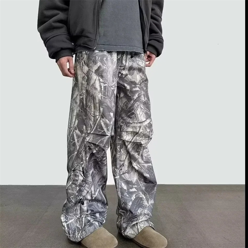 trousers Men Jeans Vintage Snake Camouflage Jeans For Men High End Feel Clean Fit Straight Leg Pants Trendy American Style Denim Pants