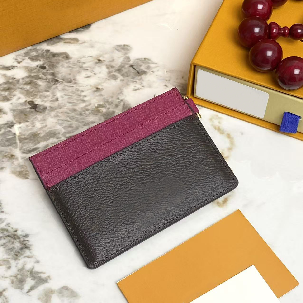 Designer Wallet Charm Card Holders Passport Pouch ID Case Pocket Women Men Keychain Coin Purse Genuine Leather Cardholder Credit Thin Bus Card