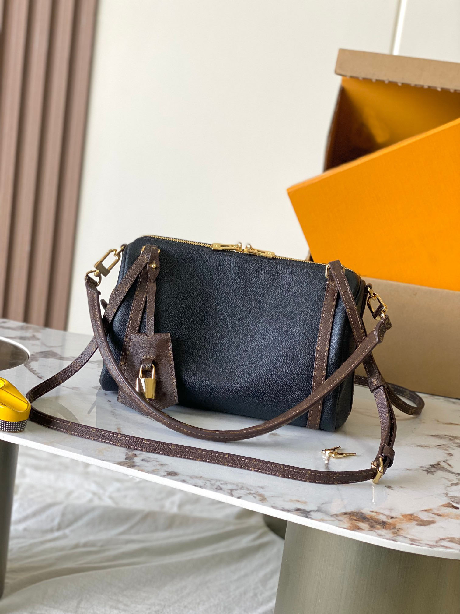 2025 Nouveau sac fourre-tout Old Flower Ever plus PM Sacs d'ordinateur portable Embrayage sac à main Brand d'épaule de luxe Paquet de bobe