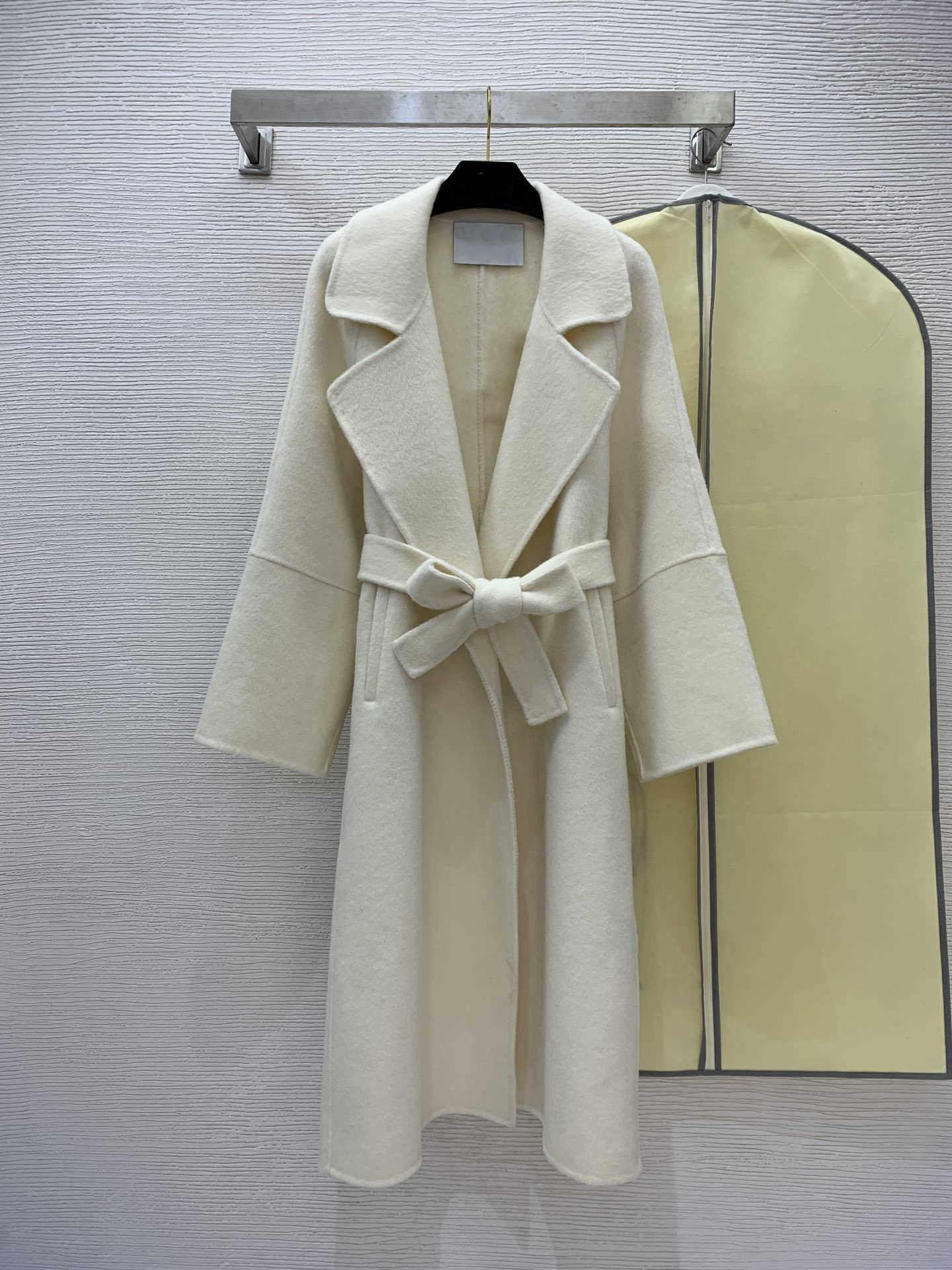 fashion Wool-blend wool coat women designer Cuff patchwork buttonless with belted overcoat Solid Color Elegant Premium Long Coats