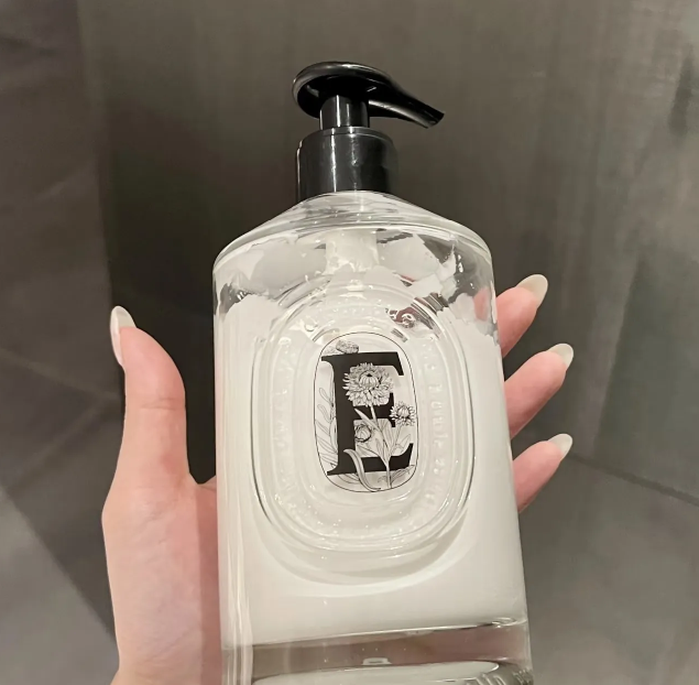 2025 Hand Creams Lotions Diptyques Liquid Hand Soap Hand Cream Exfoliator Hand Care Set 350ml Cleaning And Hydration Women Skincare Skin Care Pro-image-1040187990