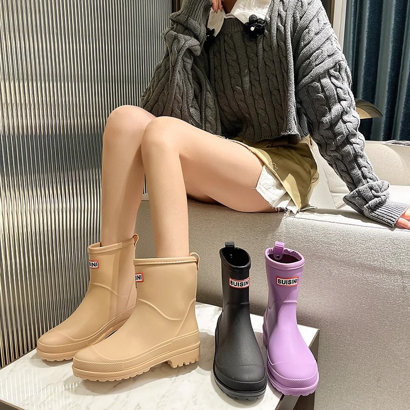 Designer Boots Women's Rain Boots Y2k Style Rain Boots Winter Padded Rubber Shoes Anti-slip Thick Bottom Slippers Fashion Outwear Cute Elega