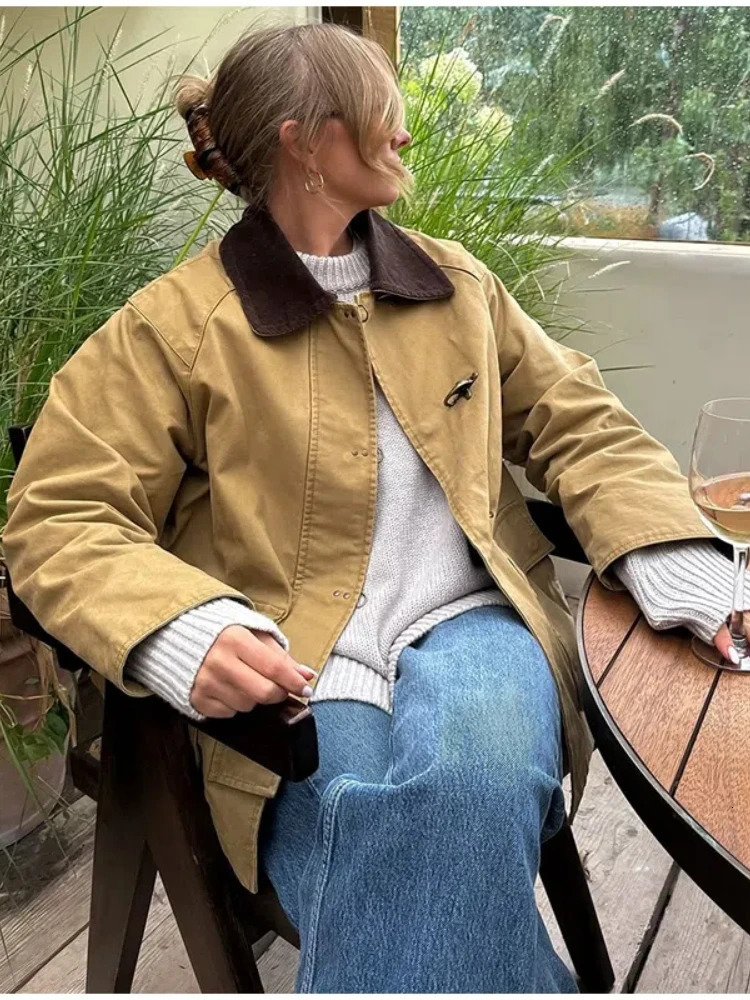 Vintage Lapel Corduroy Collar Solid Jackets Women Casual Loose Single Breasted Pockets Jacket Female Autumn Chic Street Outwear 250102
