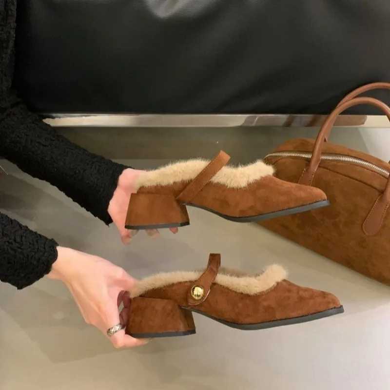 2024 Thick Heel hot French Plus Wens Shoes New Autumn and Winter Baotou Buckle Plush Half Slippers Z250107