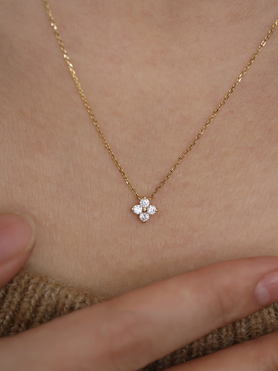 925 Sterling Silver Sweet Four-leaf Clover Zircon Pendant Clavicle Chain Necklace For Women Classic Plating 18k Gold Jewelry