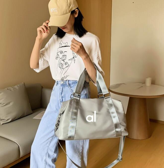 Luxury Yoga Gym Bag Designers Men Duffle Bags Portable Studio Bag Women Fitness Wet and Dry Separation Waterproof Weekender Short Distance Travel-image-1041176684