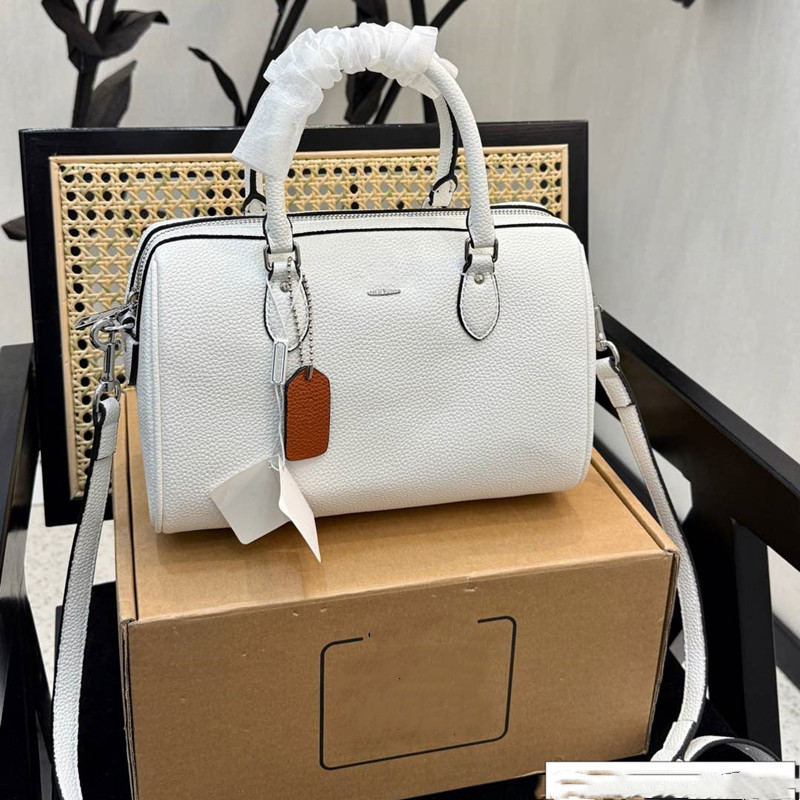 Sacs à bandouliers Luxury Designer Rowan Sac d'épaule femelle pochette en cuir pochette sac à main classique 25cm sac de haute qualité.