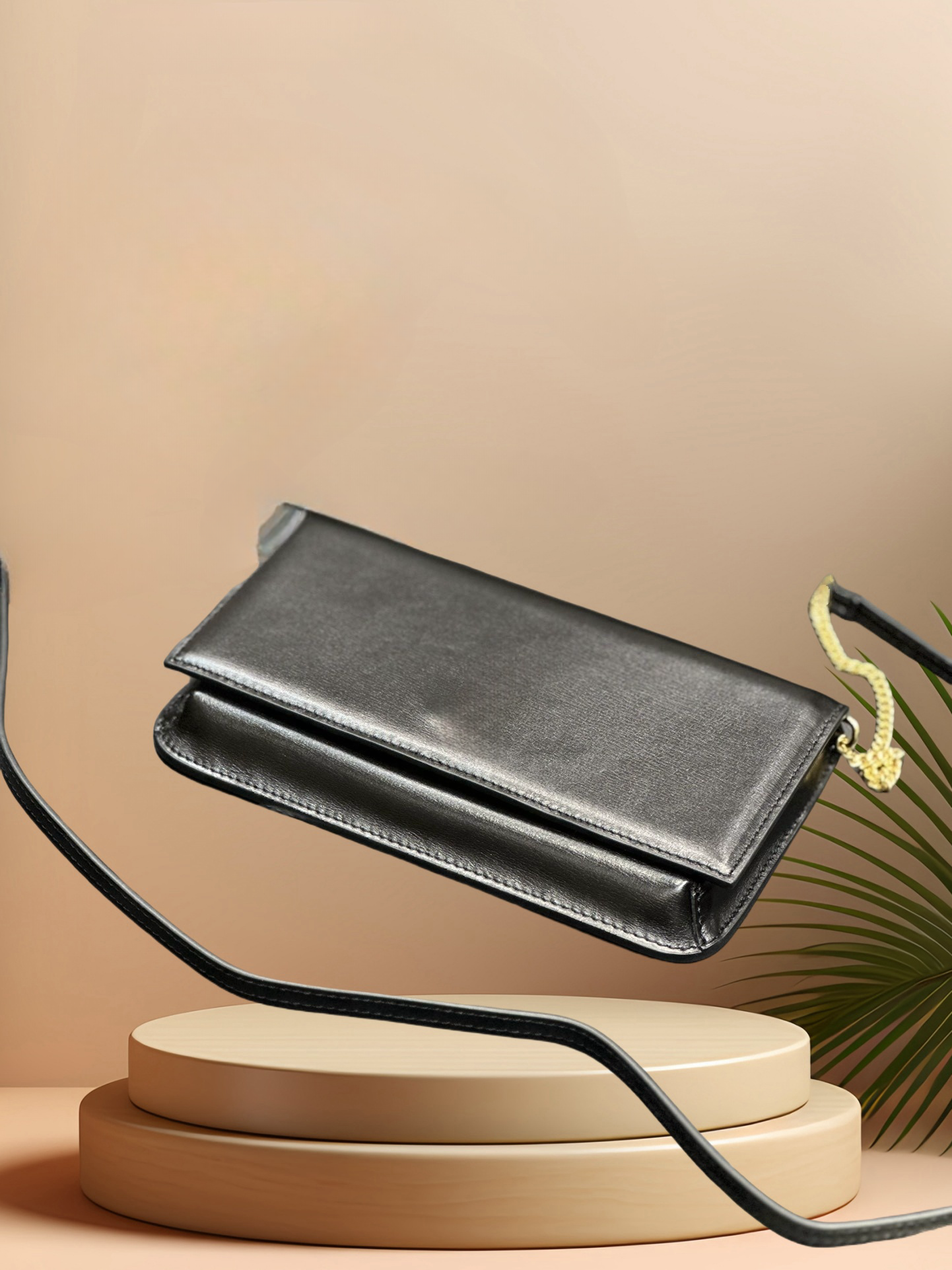 Master Quality Designer Wallet Genuine Leather with Quilted Coin Purse - Black, Soft, Zipper Closure, Chain Decoration, European Style