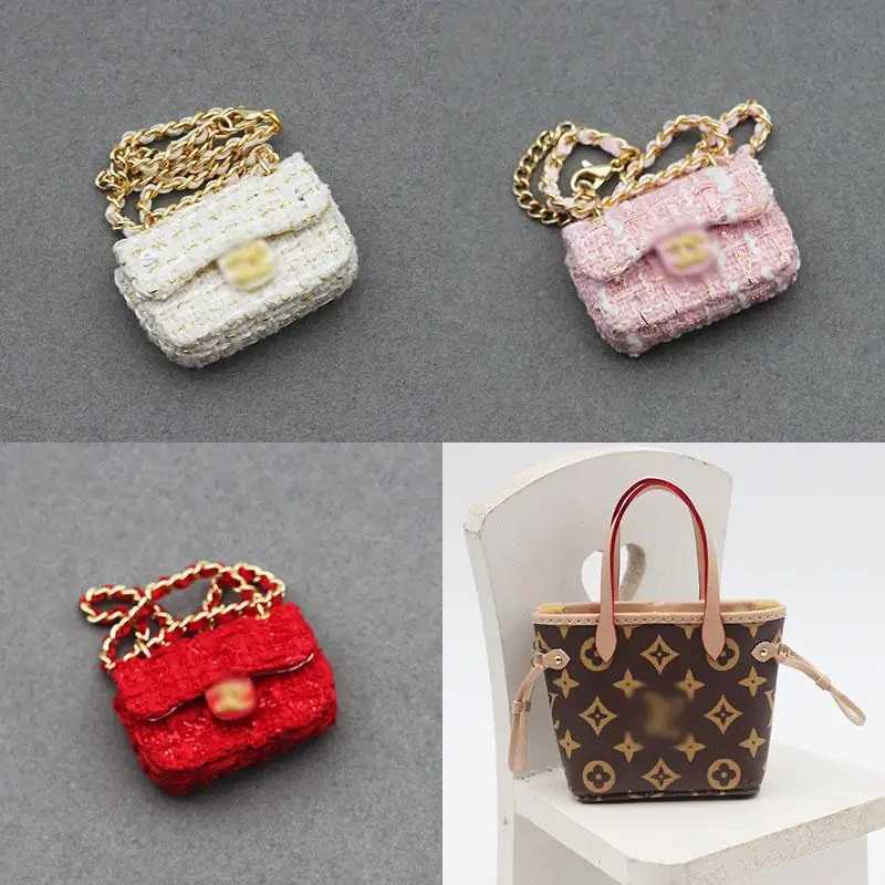 Keychains Lanyards Doll Apparel Hot selling Raab in 2024 fashionable shoulder with baby cotton doll accessories mini bag girl toy ho J250111