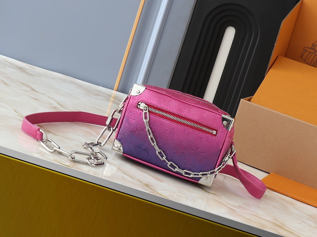 Designer trunk doux mini sac à main ville mini sac doux sac à soupe taurillon en cuir crossbodys sac de maquillage pour femmes drapeau de chaîne