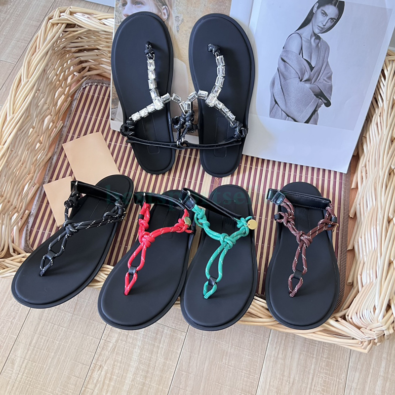 Sandales de créateurs pantoufles de femmes luxe rivière cordon cuir en cuir sandales mode d'été talons plats cristallin noir tabac glissades vert