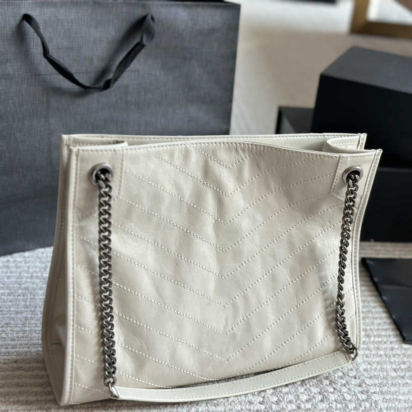 top quality Designer bags Women's chain Tote cowhide Leather Large Capacity Fashion Shopping crossbody Hand Shoulder 250115