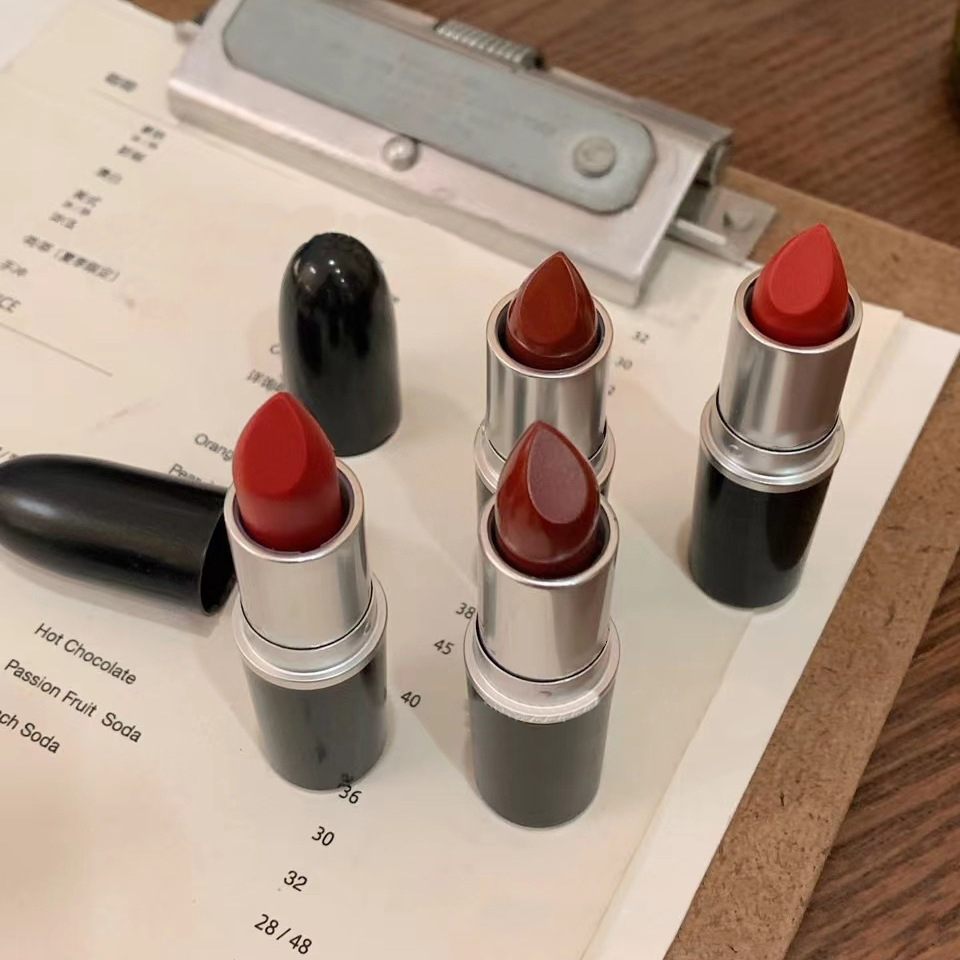 3g High Quality Makeup Matte Lipsticks 15Color Chili Diva Twig New Make Up Lips Lustre Lip Gloss Long Lasting Fast Ship-image-1041937706