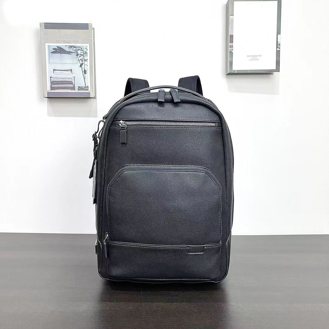 Sac de fitness sportif extérieur décontracté décontracté sac à la mode sac de voyage léger Hommes et femmes Sac à dos rétro 10 styles