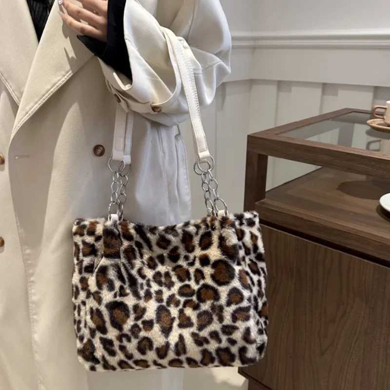 New Arrival National Style Simple Women Leopard Tote Lady Luxury Fluffy Shoulder Chain Large Capacity Commuter Handle Bag Z250118