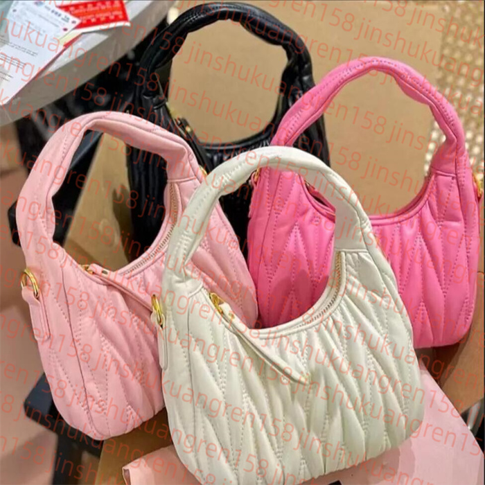 Femmes Tapés Hands Sacs de créateurs Sacs d'épaule Wander Sac à main mode plissée douce Hobo Hobo noir blanc rose rose jaune poignée de luxe