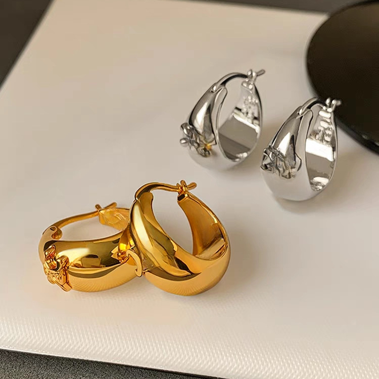 18 carats d'or de luxe en argent des créateurs de créateurs pour femmes rétro vintage cercle creux pelures oreilles boucles d'oreilles boucles d'