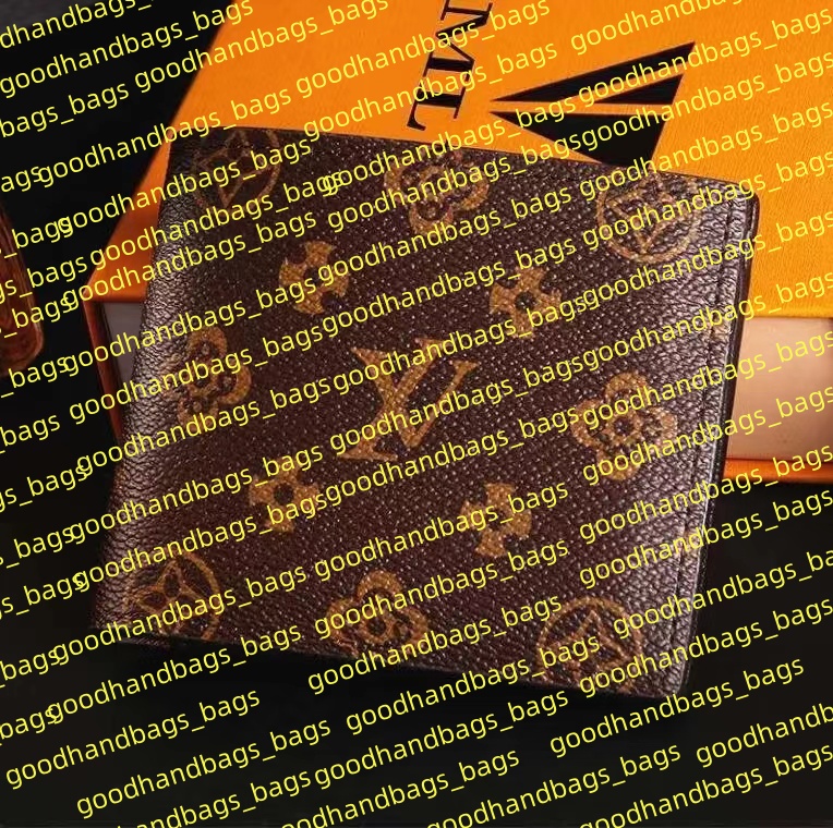 Top Qualités Designer Portefeuille Luxury Femmes Baisses sacs courts Bousser les lettres de cartes de crédit en relief Hols à plaid Plaid Purse S