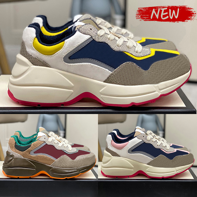 Top qualité Rhyton baskets de créateur chaussures décontractées en cuir imprimé homme femme semelle épaisse sneakers mode navy blanc beige toile