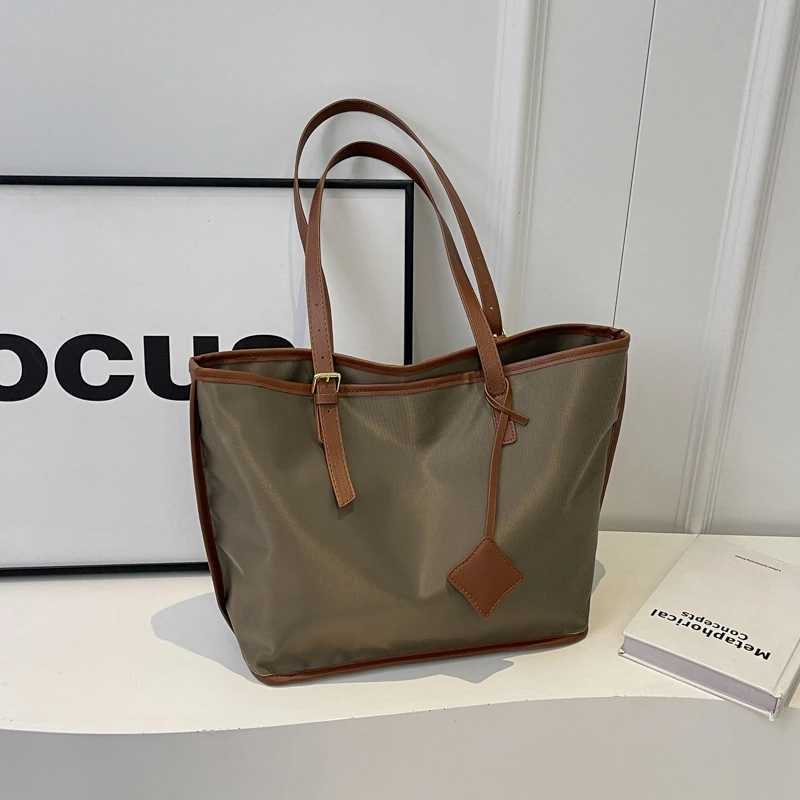 New Arrival Large Capacity Pu Handbags Transparent Solid Simple Versatile Tote Bags for Women Casual Fashion Hot Sale Womens Bag Z250118