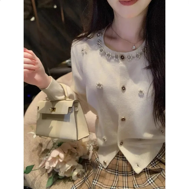 Knitted Long Sleeved Cardigan Women Slim Fit Soft Elastic Sweater Top Flower Beaded Elegant Black White Autumn Winter 250107Z