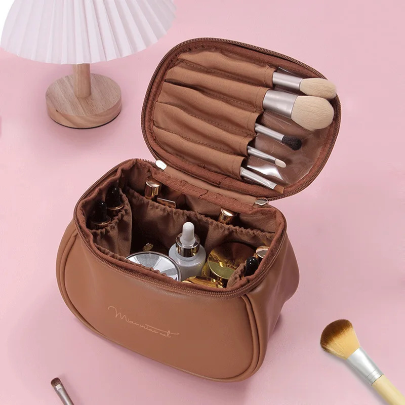 Womens Large Capacity Makeup Bag Cute PU Makeup Bag Suitable for Womens Toilets Waterproof Travel Makeup Bag Portable 250731