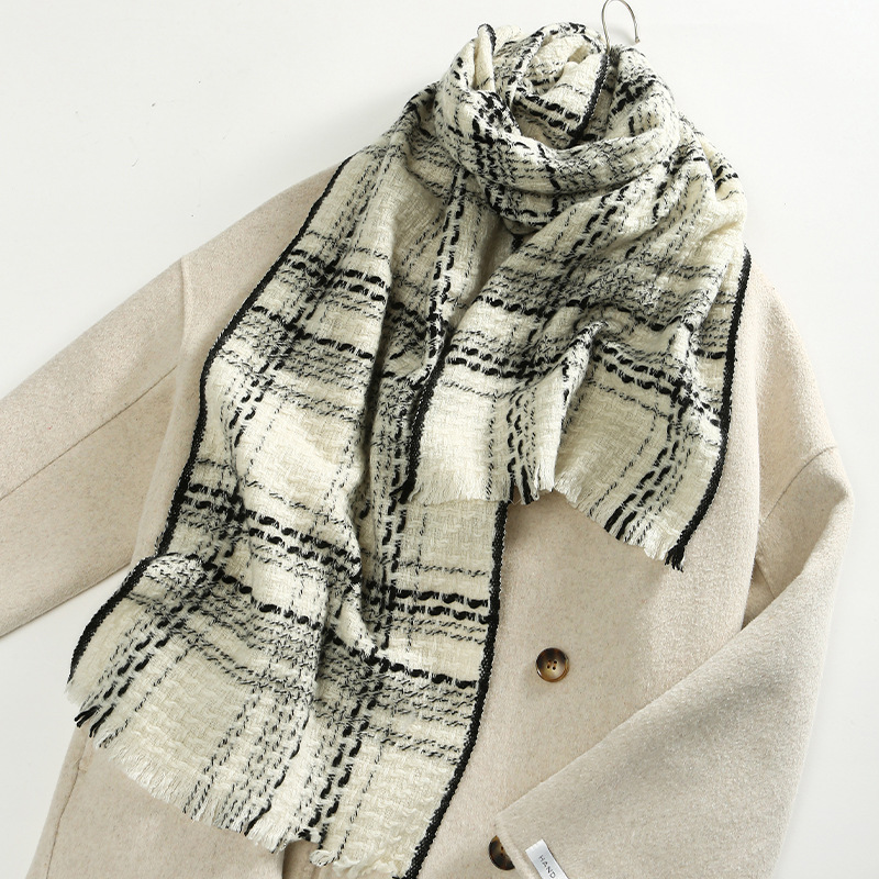 K1553 Winter new cashmere scarf women's simple and versatile plaid tassel neck scarf thick warm and comfortable scarf shawl