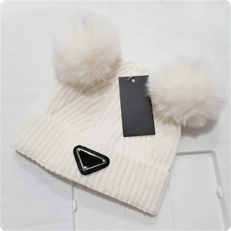 Kids Beanies Designer Baby Knitted Hats Winter Warm Beanies Baby boys girls warm wool Caps Balls Top Decoration