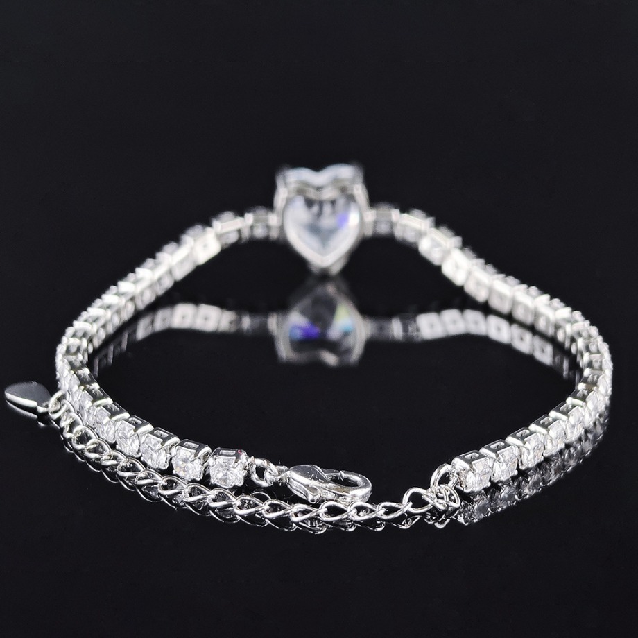 Luxury Designer Bracelets Zircon BraceletS Fashion Shiny Crystal Heart Bangle Wedding High Quality Jewelry Accessories