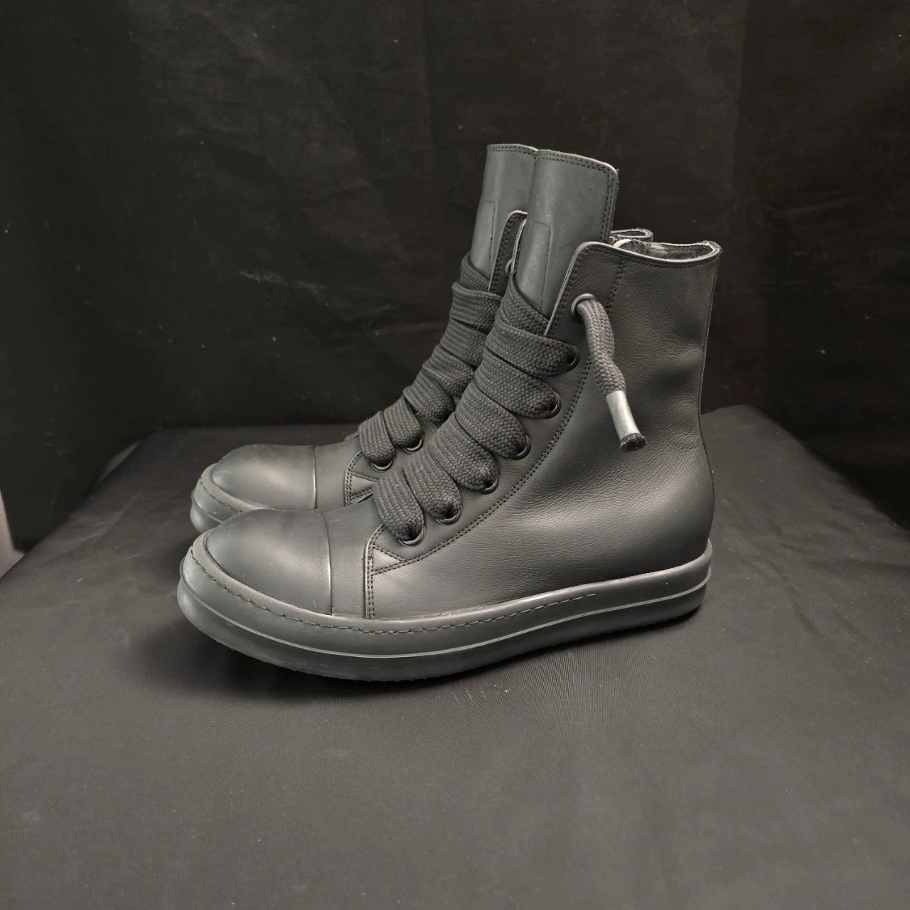 2026 Cowhide 100% Genuine Leather Mage Lace Up Full Black High Street Rock Quality Boots