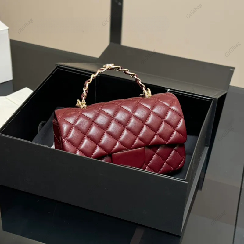 Mini sac à main de luxe sacs bordeaux matelassé poignée en argent sac à bandoulière design sac à rabat matériel en métal chaîne portefeuille moye