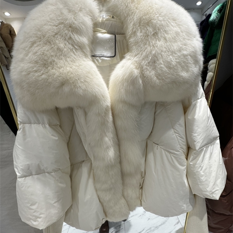 Duck Down Jacket Winter Women Coat Super Large Silver Fox Fur Collar with Knit Sleeve Fashion Outerwear 250725
