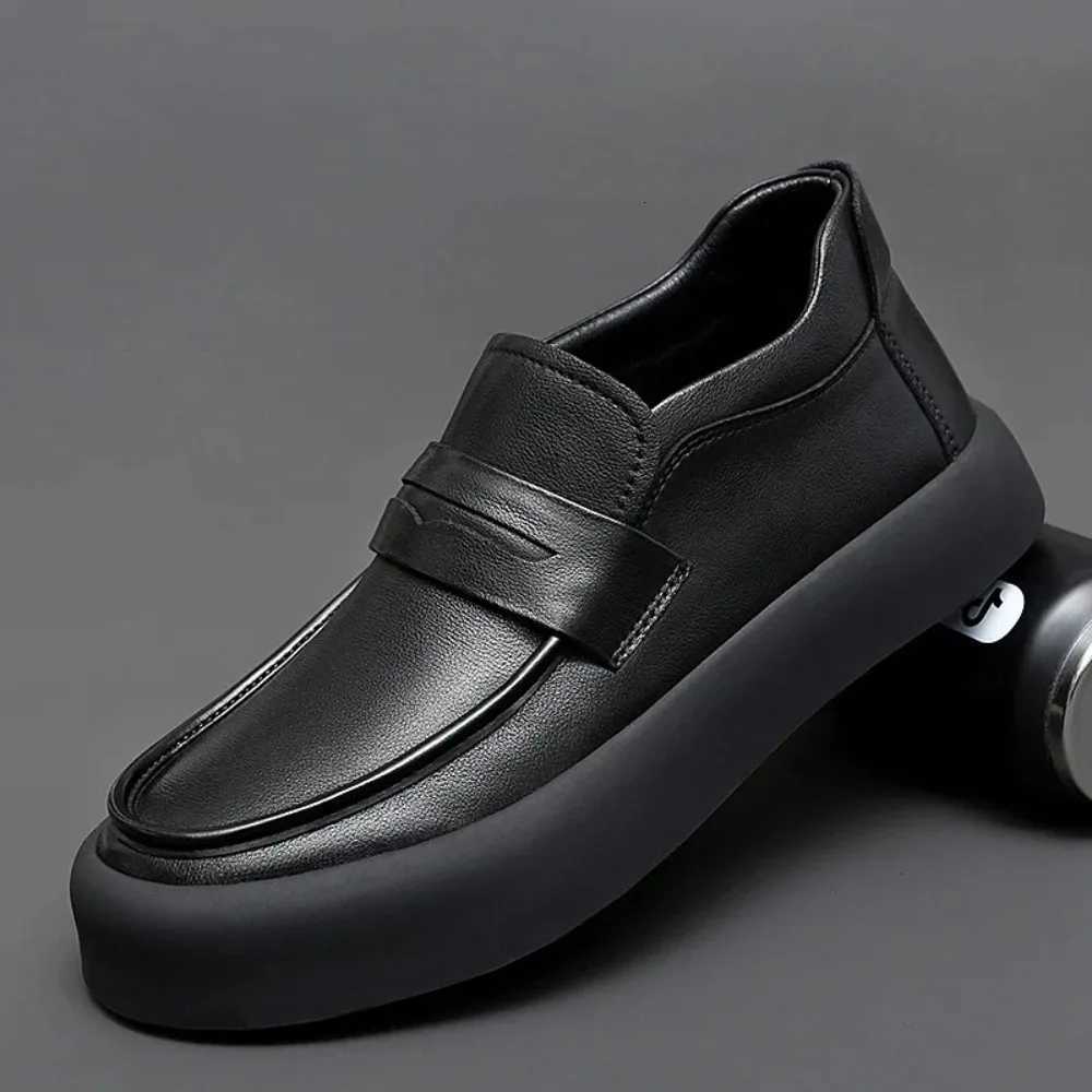 Mens Leather Shoes Fi New Spring Loose Casual Men Shoes Korean Version Simple Soft Sole Business Leather Shoes for MenXJ250801