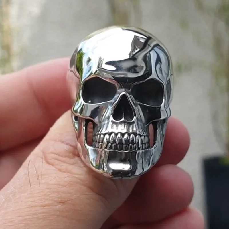 Hip-Hop Mens Biker Rings Head Skull Rings for Men Gothic Punk Metal Rock Biker Jewelry AccESSories WholesaleXJ250802