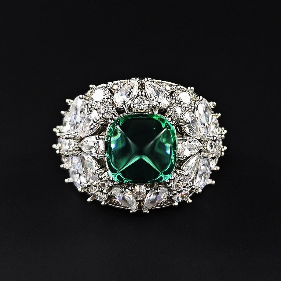 Designer Rings Classic Grandmother Green Diamond Rings Retro Court Style Copper Rings Jewelry Men Women Anniversary Wedding Gift