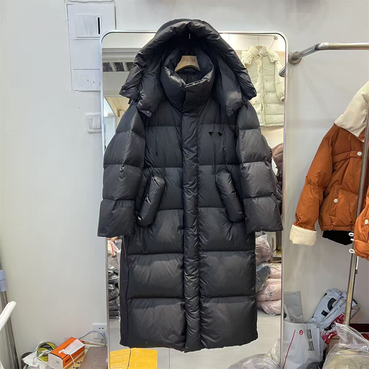 Women's Downs Parkas winter long hooded windbreaker fluffy thick warm jacket long sleeved geometric embroidery brand jacket men's jacket t