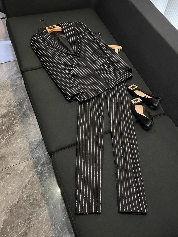 2025 Autumn Pink / Black Hot Drilling Striped Two Piece Pants Sets Long Sleeve Notched-Lapel Single-Breasted Blazers Top + Long Pants Set Two Piece