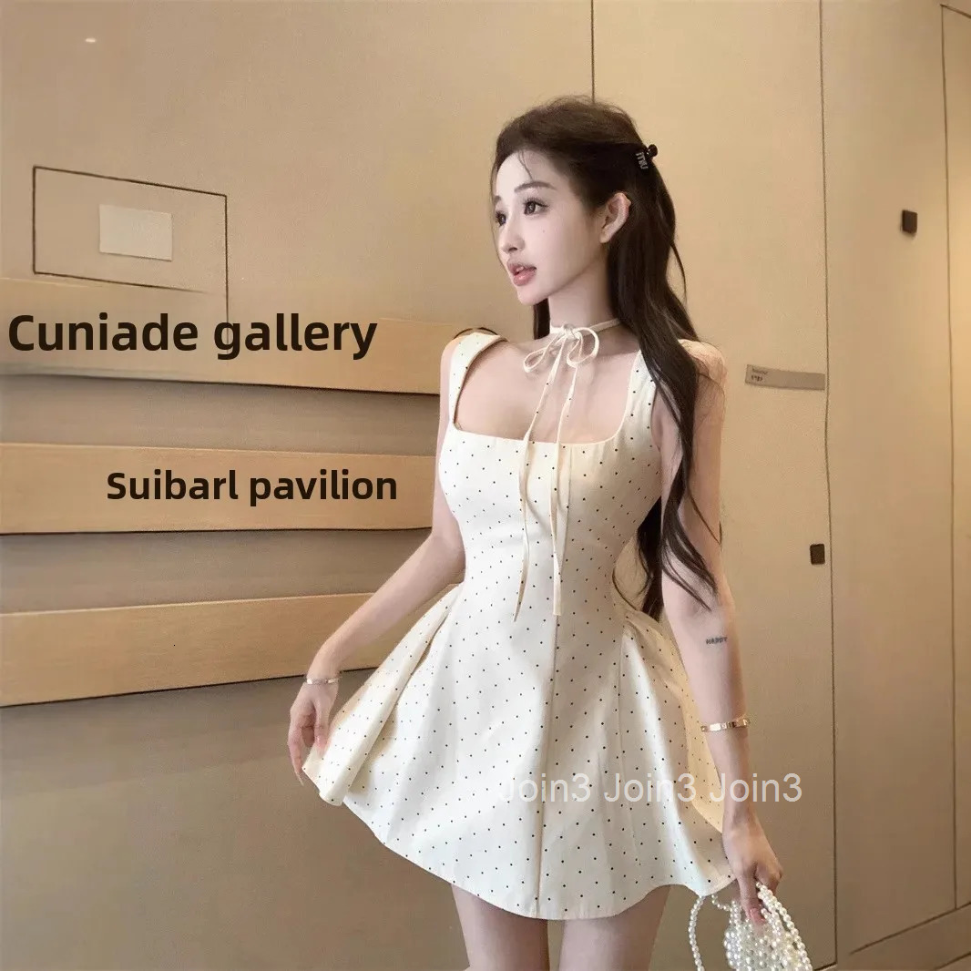 Original High Quality French Polka Dot Strap Dress Womens Summer Sexy Slimming Short Skirt Mini Dress Square Collar Sleeveless