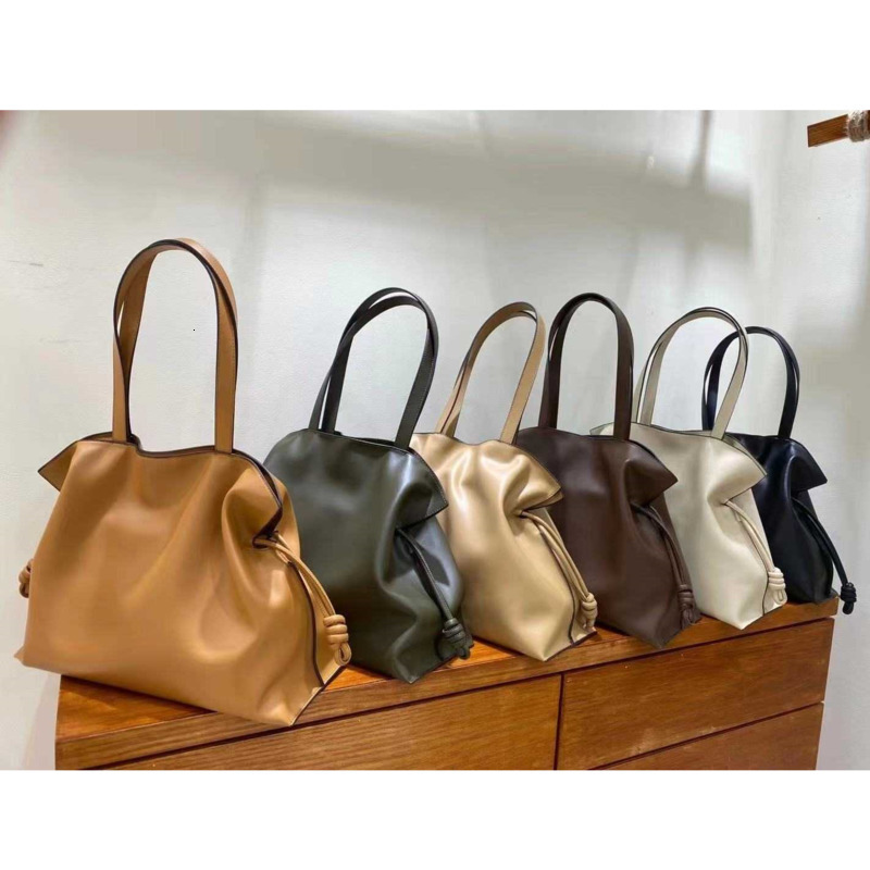 Designer High-Quality Genuine Leather Large Shoulder Bags Women Handbag Bucket Bag Fashion Designer String Tote Tassel Clutch 2024