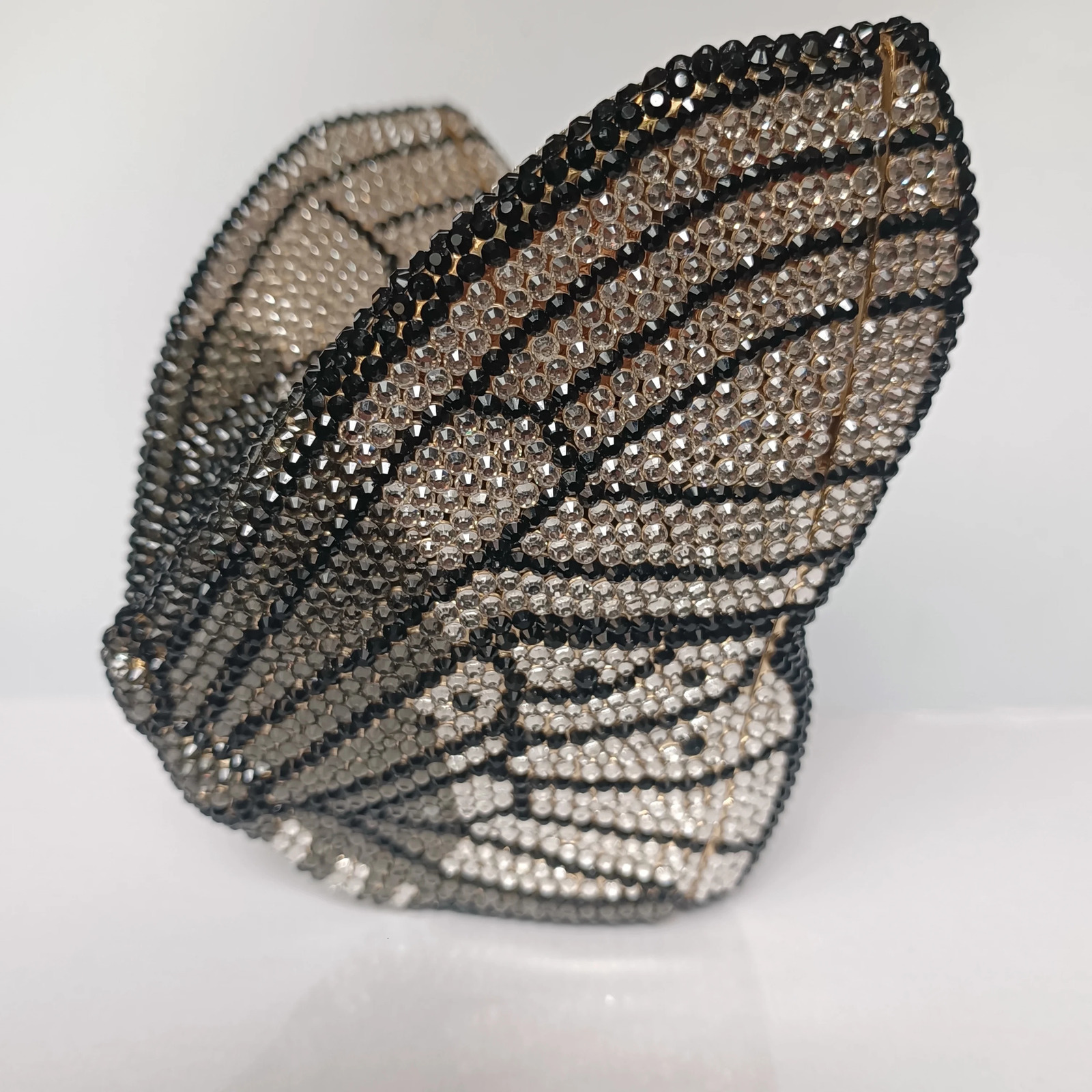 Women Butterfly Diamonds Evening Clutch Purse y Metal Gems Evening Bags Dinner Party Handbag and Purses Bridal Crystals Bag 250728