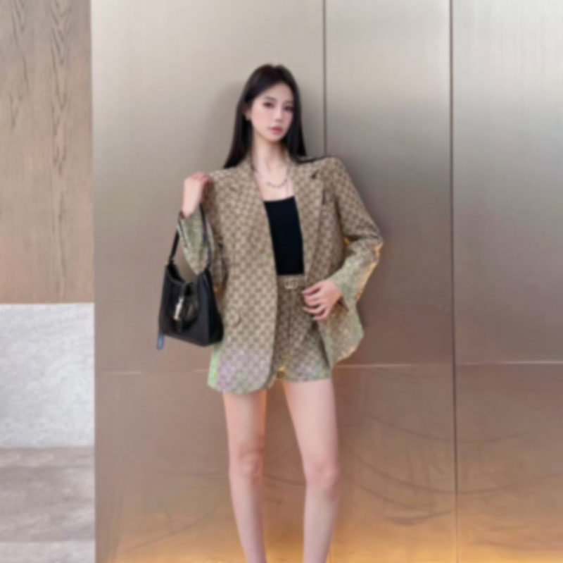 25SS Designer Autumn New Style Casual Fashion Temperament High end Collar Medium length Hot Diamond Suitcoat with Belt and Shorts Set S-L
