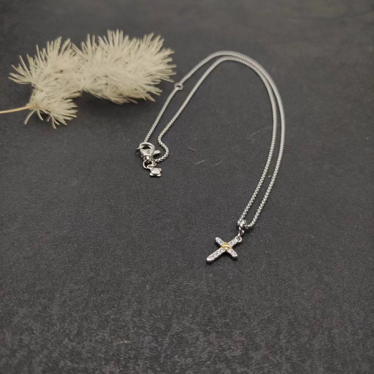 S925 Sterling Silver New Small X Cross With Diamond Necklace Neutral Classic Fashion Simple Personality Retro Luxury Jewelry