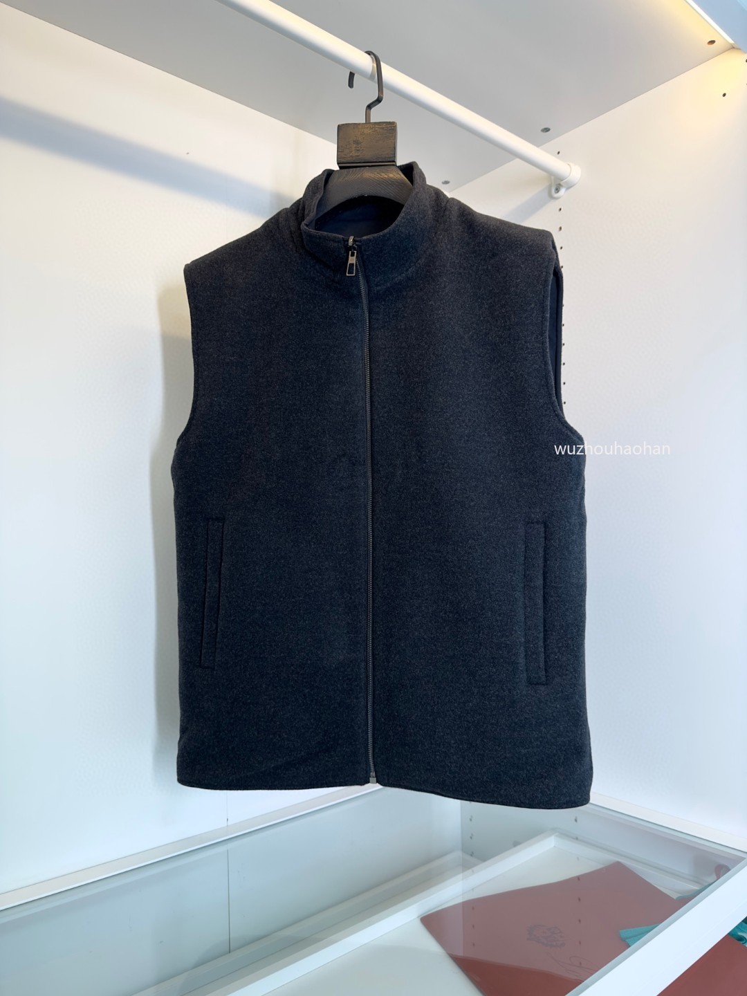 Mens Vests Autumn and Winter Sleeveless Double-sided Vest Jackets Coats L1289