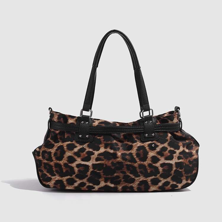 Free shipping designer bags Version Niche Sweet Cool Style Leopard Print Large Capacity Travel Commuting Fashion Versatile Single Shoulder Crossbody