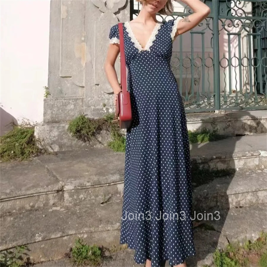 Women Spring and Summer New Lace Polka Dot Retro V-neck Temperament V-neck Vacation Dress