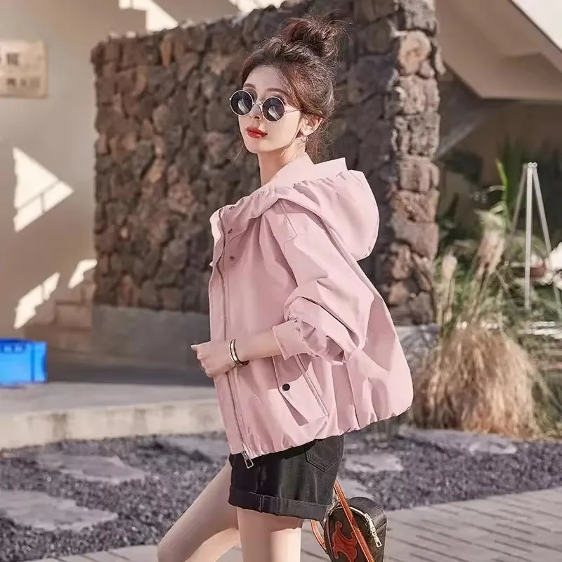 Fashion Pink Windbreaker Womens Short Trench Coat 2025 Spring Autumn Zipper Pockets Hooded Jacket Female Casual Basic Coat 250804