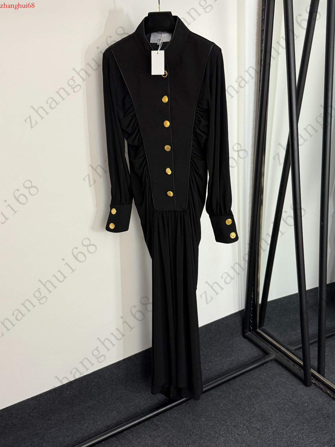 Designer Women's Knitted Dress Long Sleeve Large Hem High-Quality Women's Clothing Gold Button Professional Women's Dress