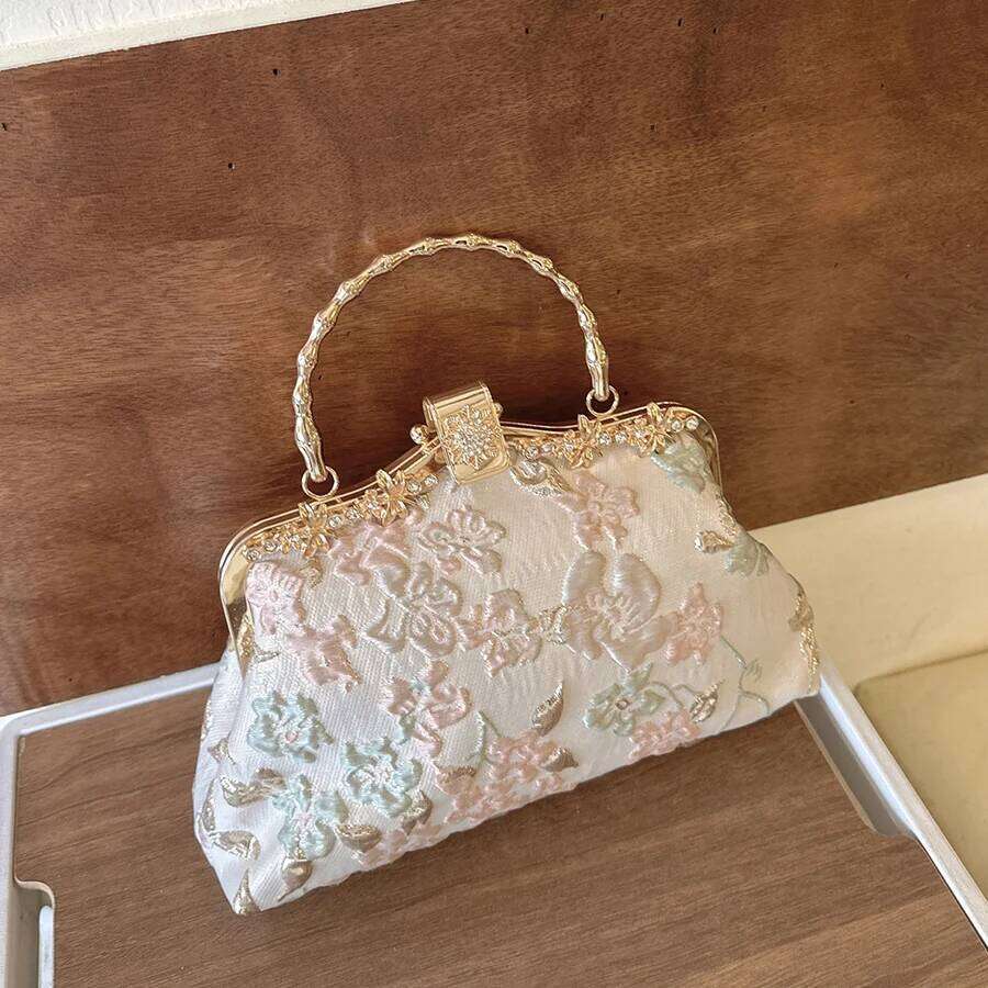 Designer Bags Vintage Women Flower Purse Handbag Dia Evening Clutch Lace Embroidery Chain Crossbody Bags Wedding Dinner Shell Clip Totes Luxury Bag
