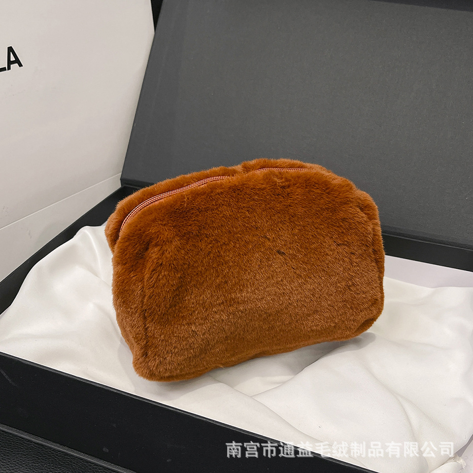 SS115 Ins sweet girl candy color plush large capacity cosmetic toiletry bag travel portable hand-held small storage-image-1106842905