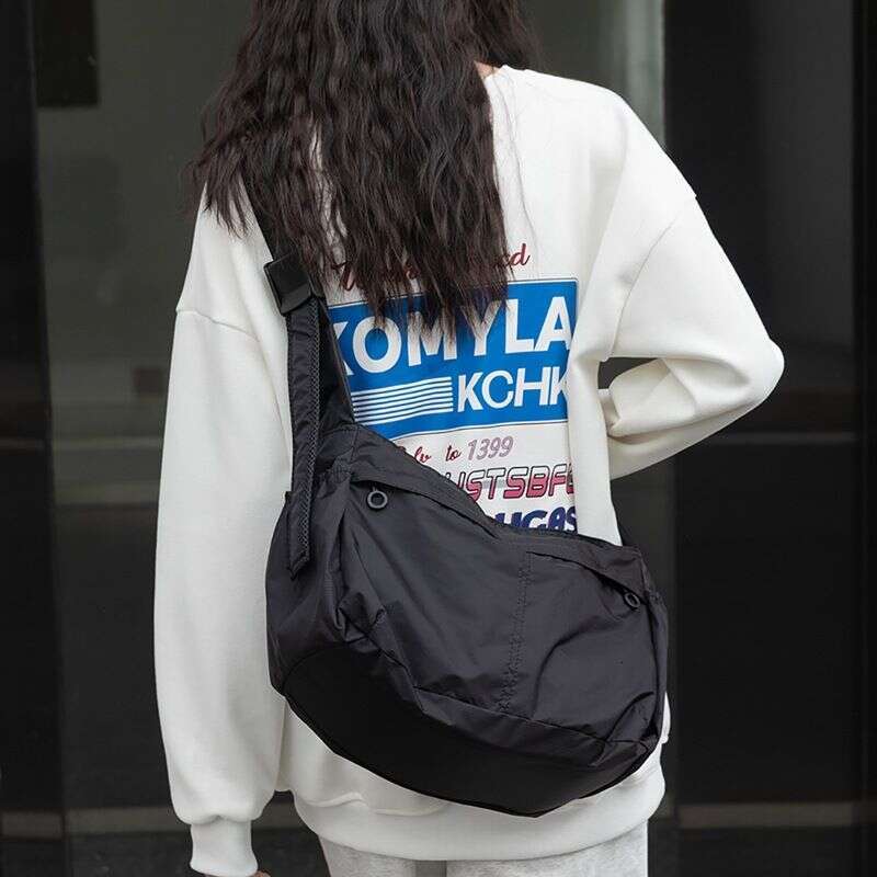 2025 Autumn And Winter New Crossbody Waterproof Dumpling Men's Sports Large-Capacity Shoulder Bag Casual Daily Fashionable Hundred